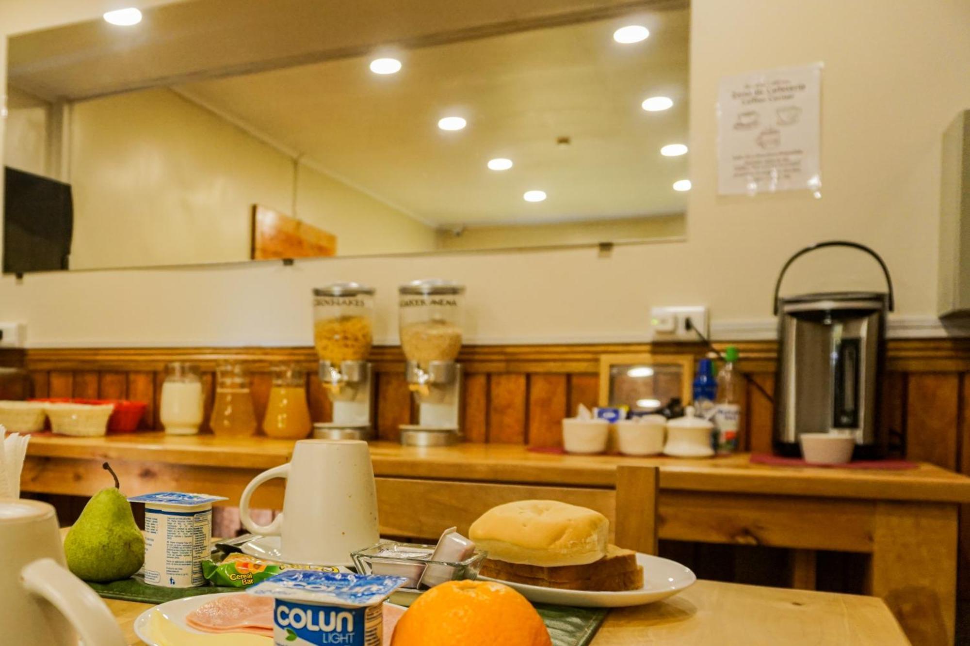 Hostal Reymer Patagonia Puerto Natales Dış mekan fotoğraf