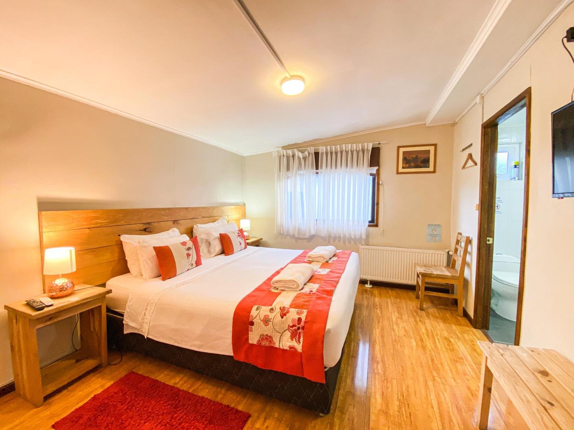 Hostal Reymer Patagonia Puerto Natales Dış mekan fotoğraf