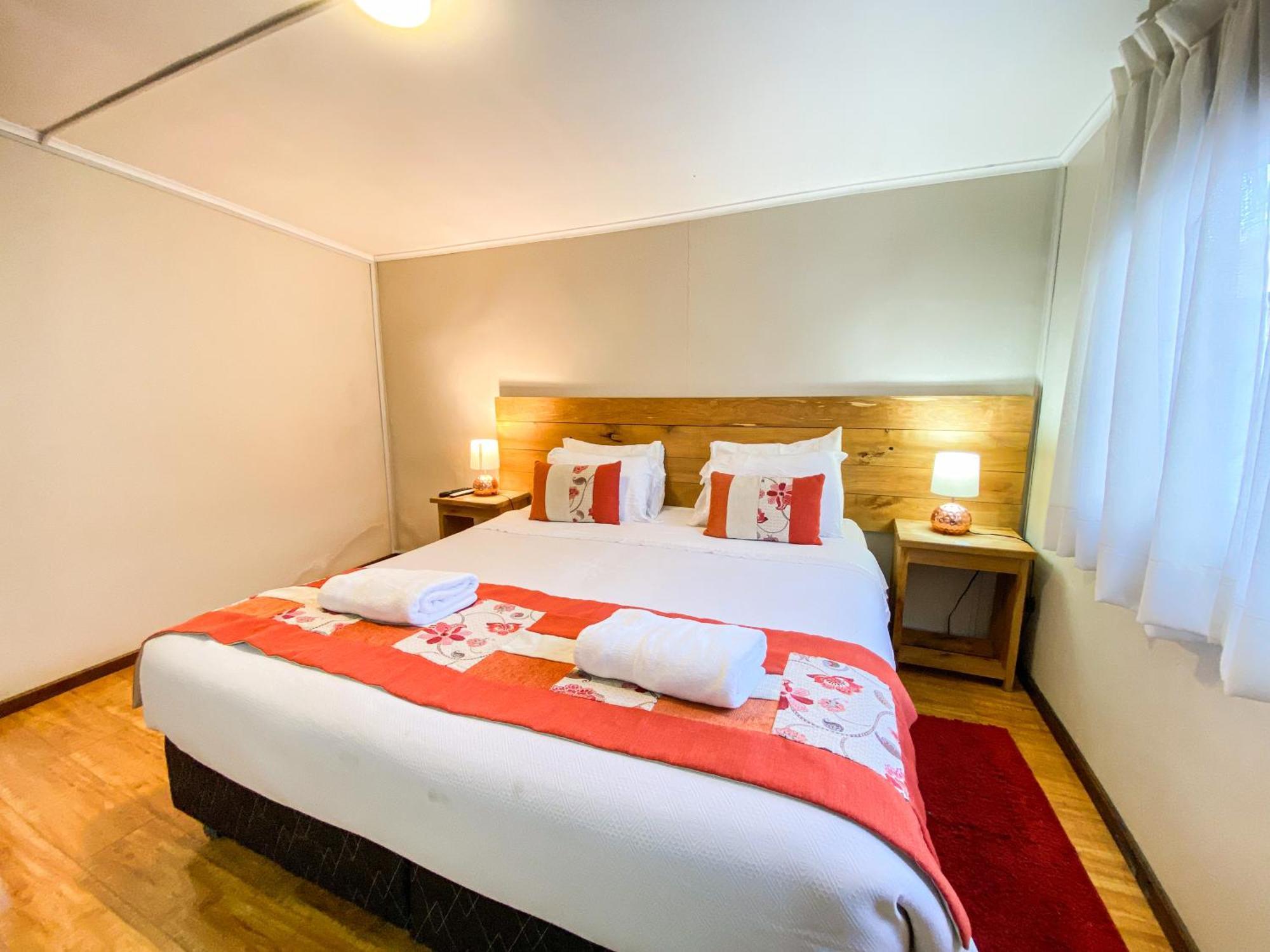 Hostal Reymer Patagonia Puerto Natales Dış mekan fotoğraf